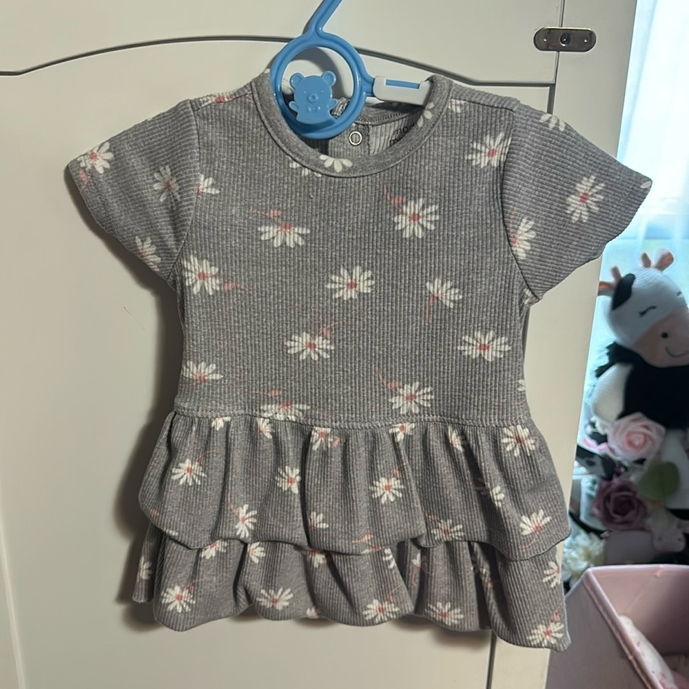 Baby girls grey dress 3-6 month